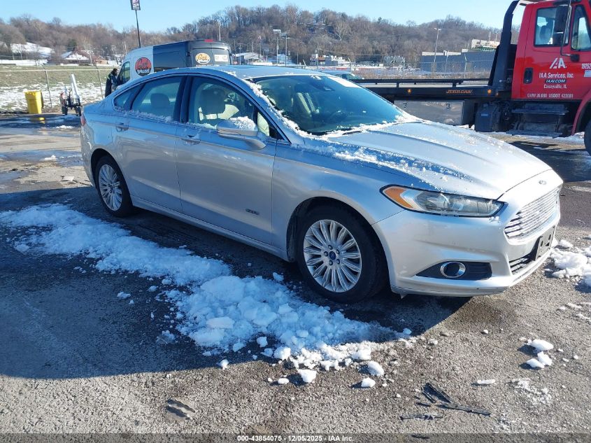 FORD FUSION SE LUXURY