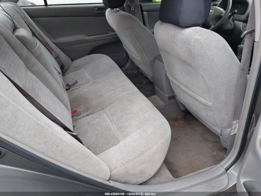 2002 Toyota Camry Le VIN: 4T1BE32K12U536831 Lot: 43854148