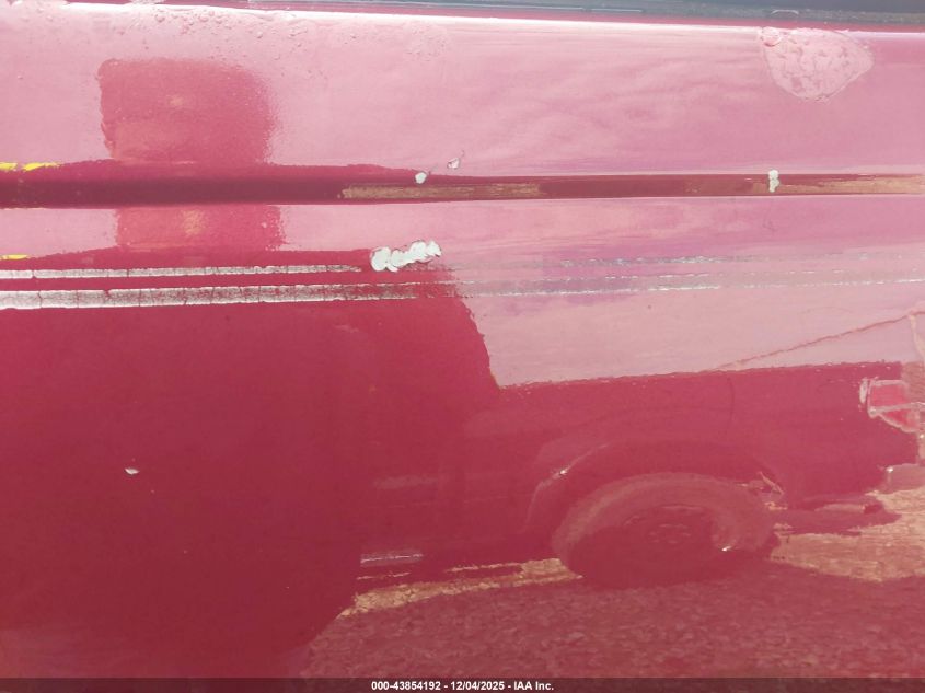 1996 Chevrolet Gmt-400 C1500 VIN: 2GCEC19R3T1200559 Lot: 43854192