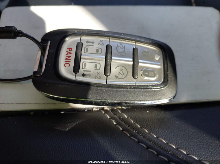 2025 Chrysler Pacifica Select VIN: 2C4RC1BG4SR579176 Lot: 43854228