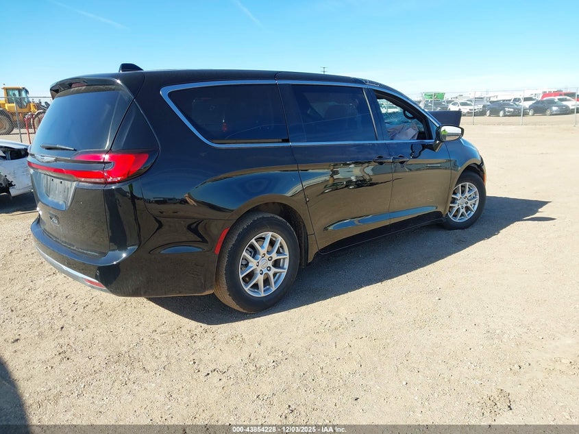 2C4RC1BG4SR579176 2025 CHRYSLER PACIFICA photo no. 4