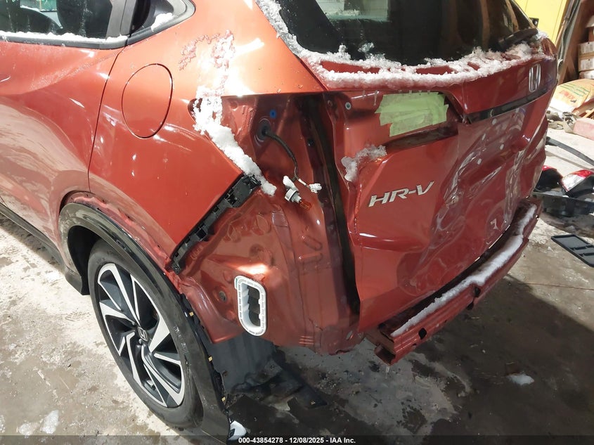 2020 Honda Hr-V Awd Sport VIN: 3CZRU6H15LM726007 Lot: 43854278