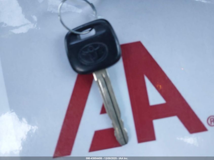 2004 Toyota Corolla Ce VIN: JTDBR32E040052565 Lot: 43854456