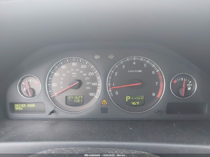 2005 Volvo Xc70 2.5T Awd VIN: YV1SZ592851181408 Lot: 43854485