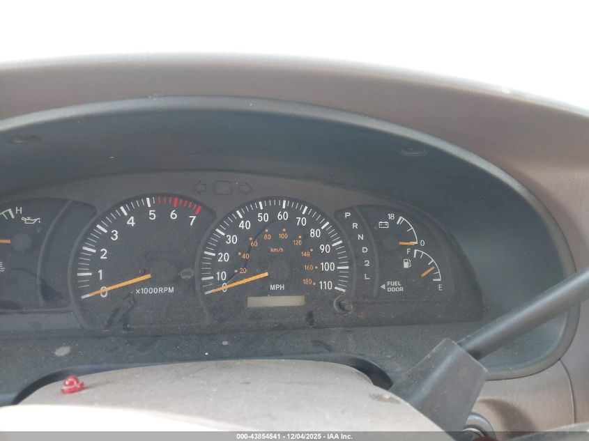 2002 Toyota Tundra Sr5 V8 VIN: 5TBBT44122S234398 Lot: 43854541