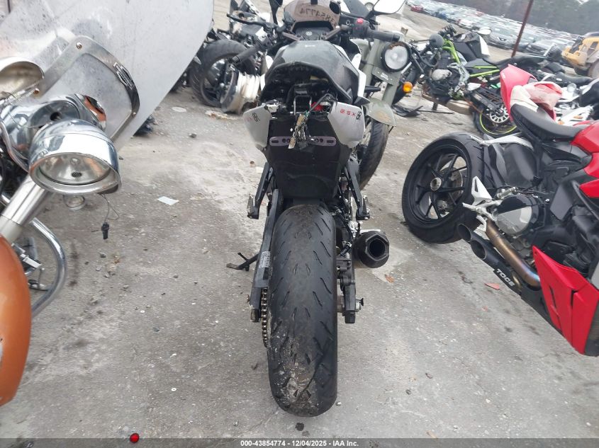 2024 Suzuki Gsx800 F VIN: JS1EM13B4R7100730 Lot: 43854774