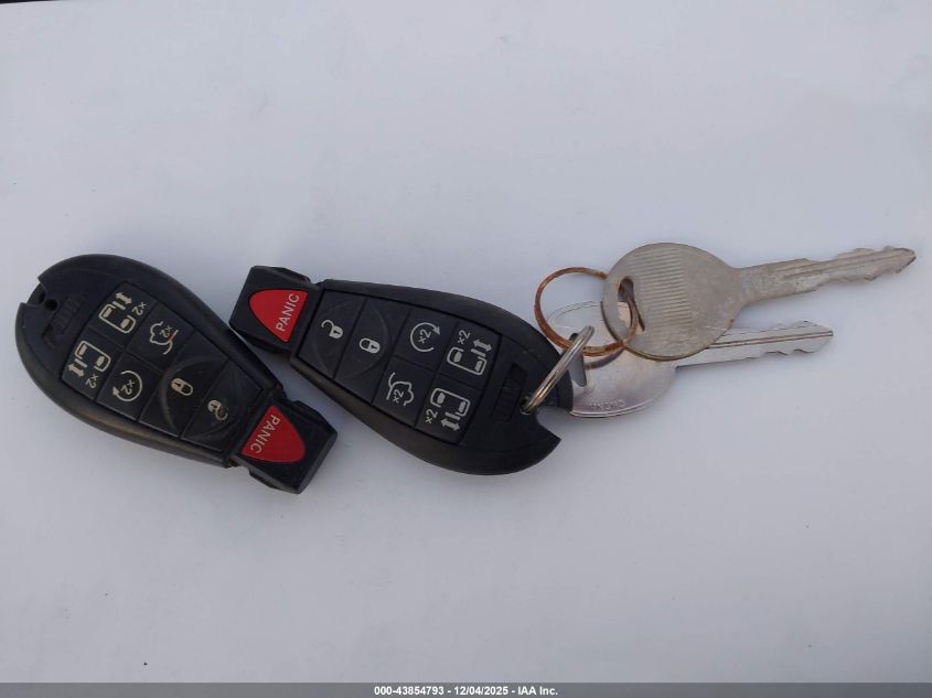 2011 Chrysler Town & Country Limited VIN: 2A4RR6DG5BR680133 Lot: 43854793