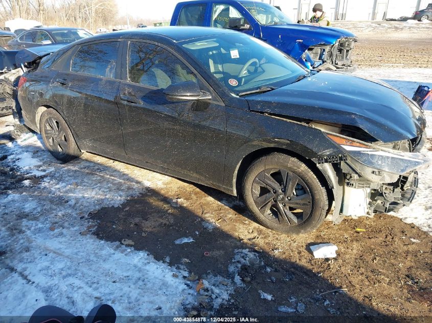 HYUNDAI ELANTRA BLUE