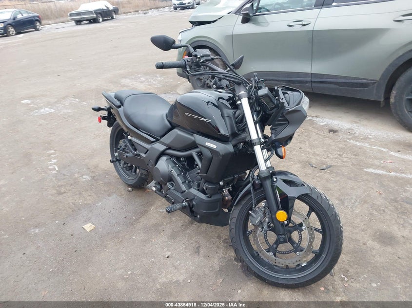 JH2RC6844EK000336 HONDA CTX700 Photo 1