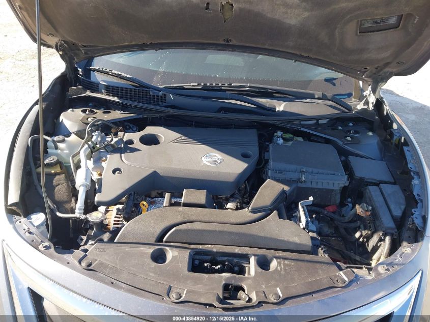 2015 Nissan Altima 2.5 VIN: 1N4AL3AP8FC568924 Lot: 43854920