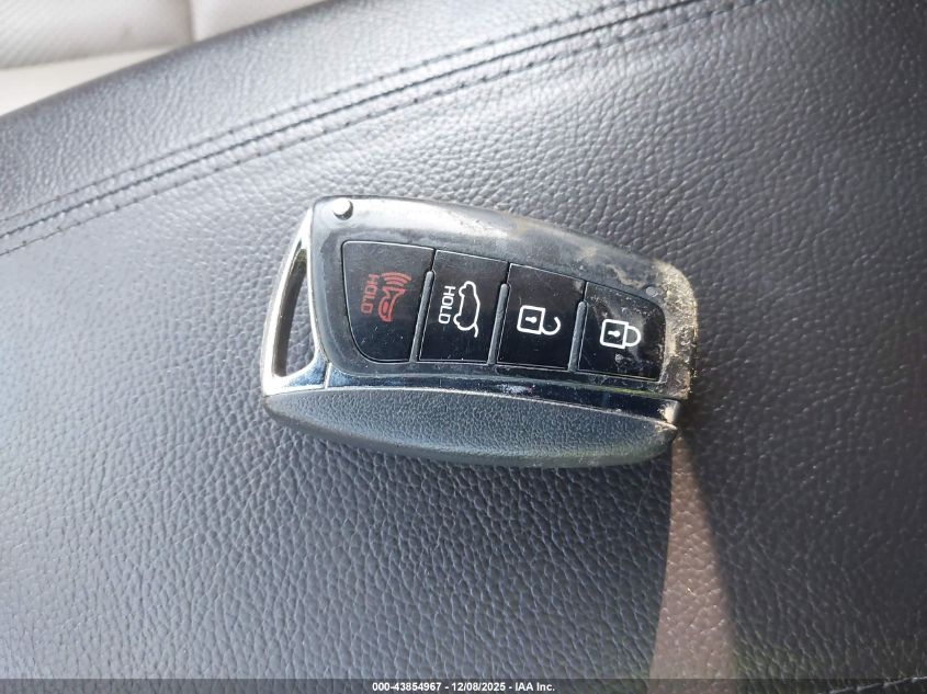 2018 Hyundai Santa Fe Sport 2.4L VIN: 5NMZU3LB9JH077123 Lot: 43854967