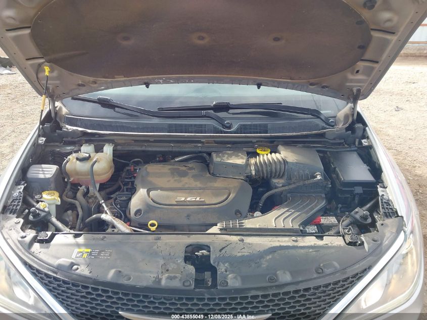 2017 Chrysler Pacifica Touring Plus VIN: 2C4RC1BG1HR841406 Lot: 43855049