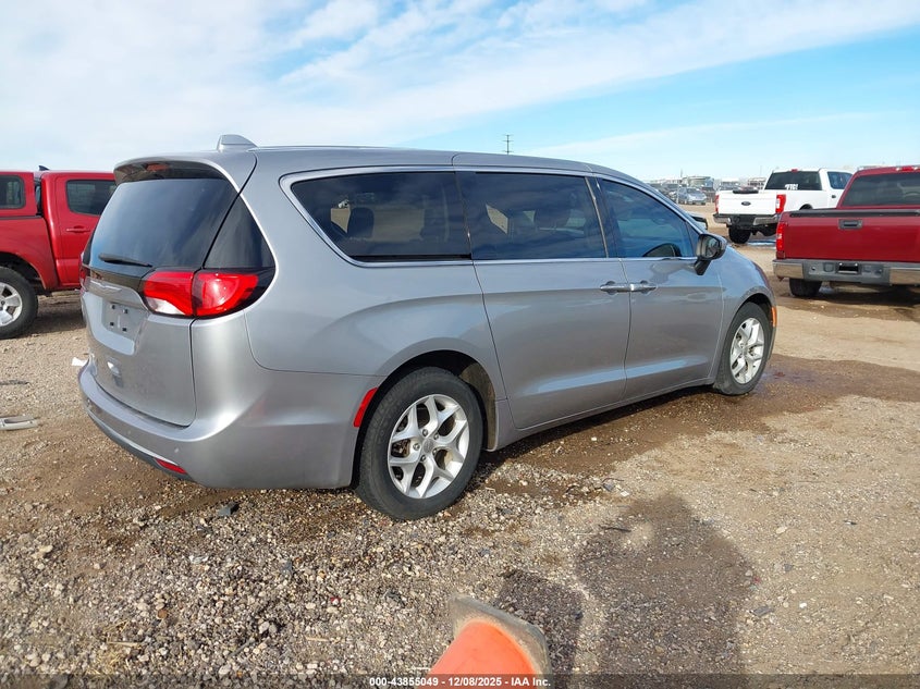 2017 Chrysler Pacifica Touring Plus