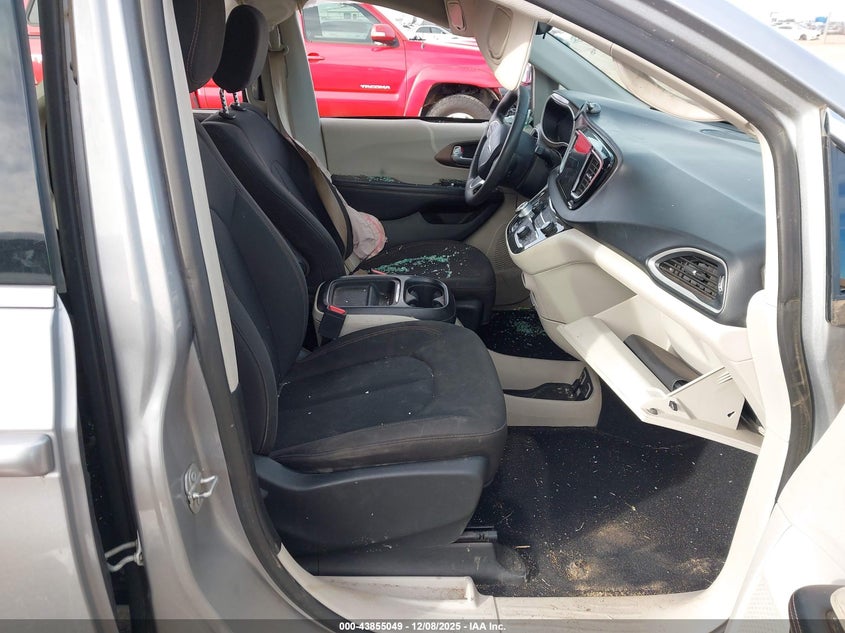 2017 Chrysler Pacifica Touring Plus