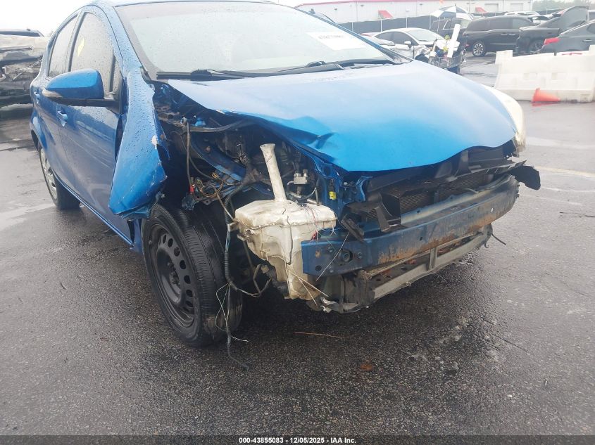 2013 Toyota Prius C One VIN: JTDKDTB37D1538443 Lot: 43855083