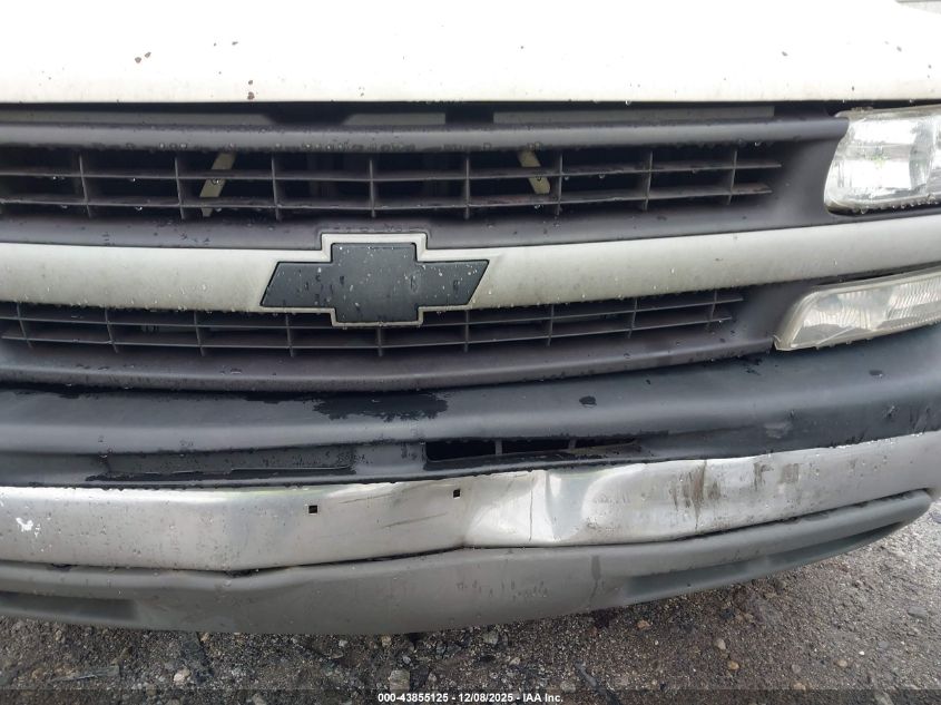 2000 Chevrolet Silverado 1500 VIN: 1GCEC19T3YE391935 Lot: 43855125