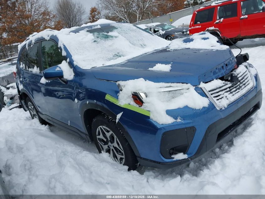 SUBARU FORESTER PREMIUM