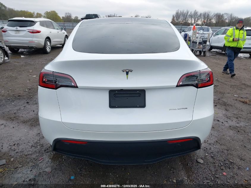 2023 Tesla Model Y Awd/Long Range Dual Motor All-Wheel Drive VIN: 7SAYGDEE4PA123306 Lot: 43855275