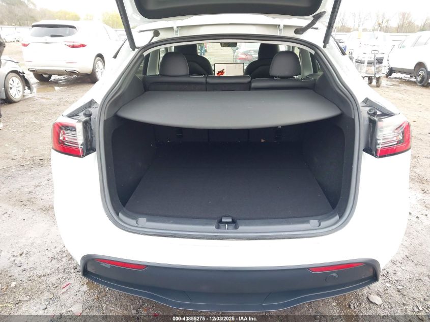 2023 Tesla Model Y Awd/Long Range Dual Motor All-Wheel Drive VIN: 7SAYGDEE4PA123306 Lot: 43855275