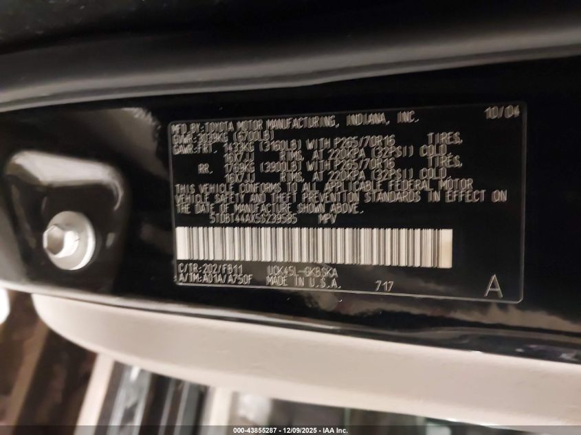 2005 Toyota Sequoia Sr5 V8 VIN: 5TDBT44AX5S239585 Lot: 43855287