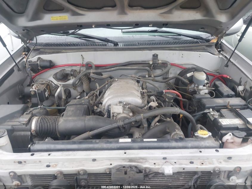 2004 Toyota Sequoia Sr5 V8 VIN: 5TDBT44A04S206397 Lot: 43855301