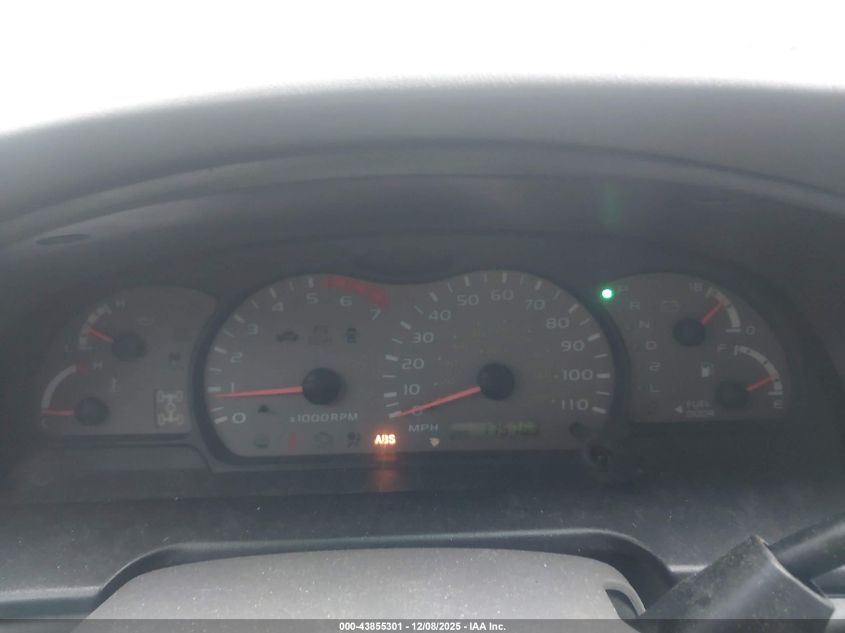 2004 Toyota Sequoia Sr5 V8 VIN: 5TDBT44A04S206397 Lot: 43855301