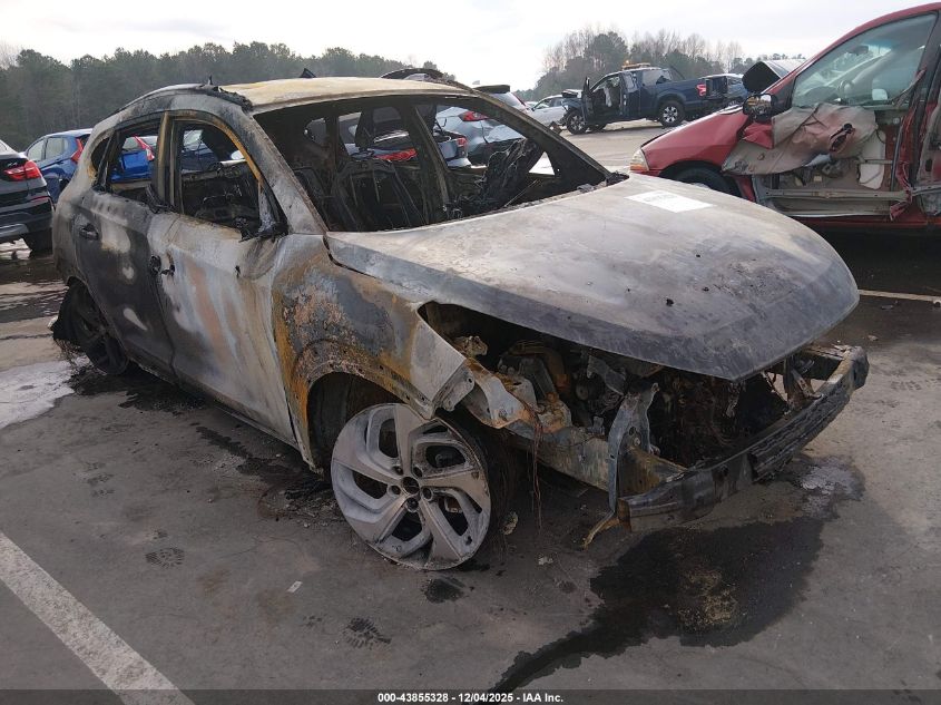 HYUNDAI TUCSON SPORT