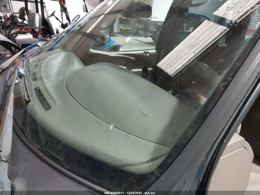 2000 Ford Expedition Xlt VIN: 1FMRU15L5YLB36585 Lot: 43855411