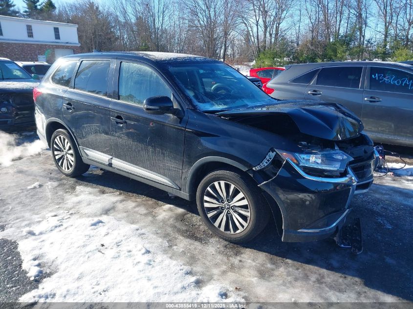 MITSUBISHI OUTLANDER SE