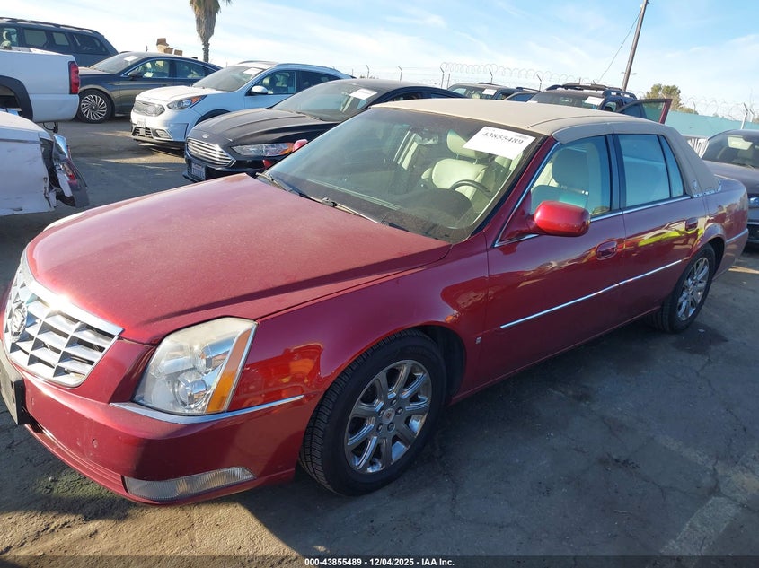 1G6KD57Y98U210321 2008 CADILLAC DTS photo no. 2