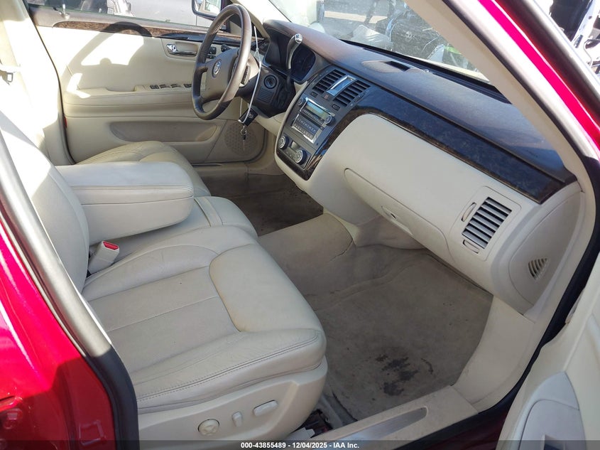1G6KD57Y98U210321 2008 CADILLAC DTS photo no. 5