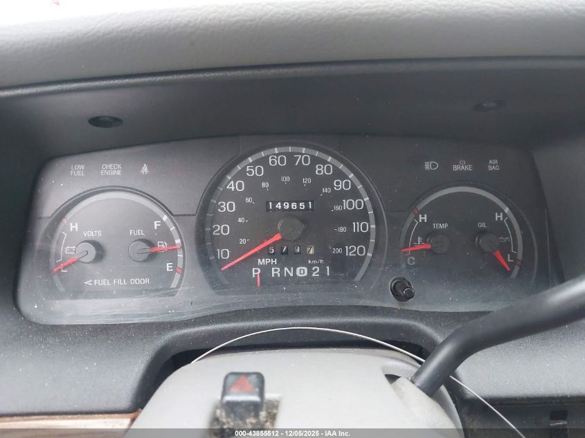 2002 Ford Crown Victoria Standard VIN: 2FAFP73W42X150623 Lot: 43855512