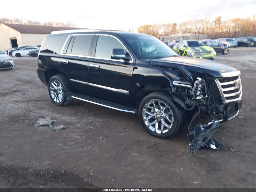 CADILLAC ESCALADE LUXURY