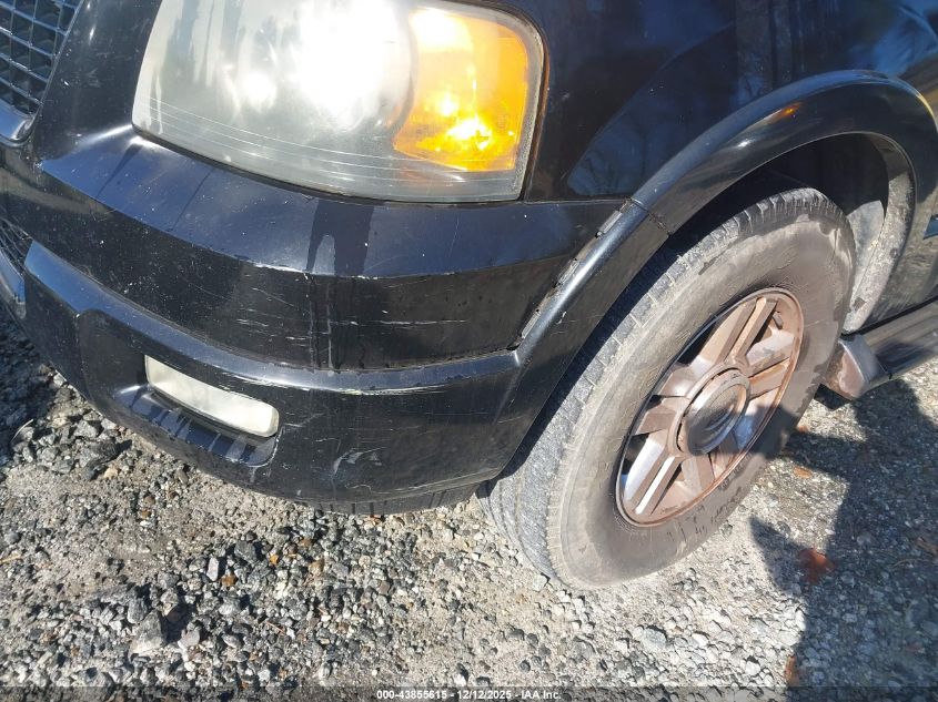 2005 Ford Expedition Limited VIN: 1FMFU19525LA82494 Lot: 43855615