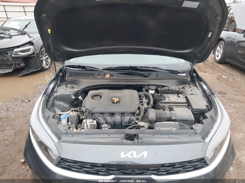 VIN 3KPF24AD5RE798979 2024 KIA FORTE LXS