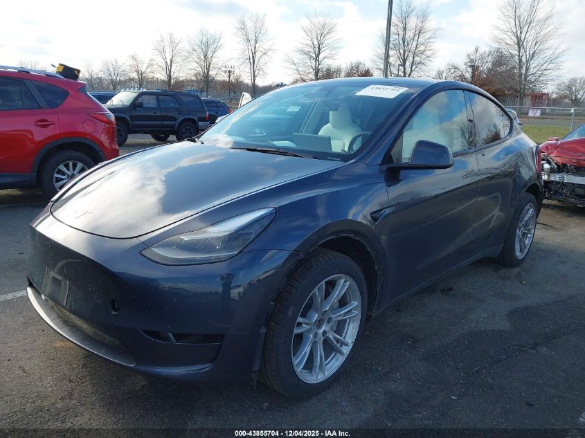 2024 Tesla Model Y Long Range Dual Motor All-Wheel Drive VIN: 7SAYGDEE2RA233659 Lot: 43855704