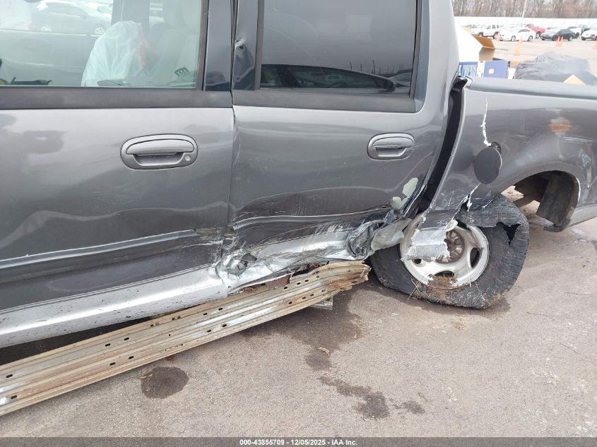 2003 Ford F-150 Lariat/Xlt VIN: 1FTRW07683KD85820 Lot: 43855709