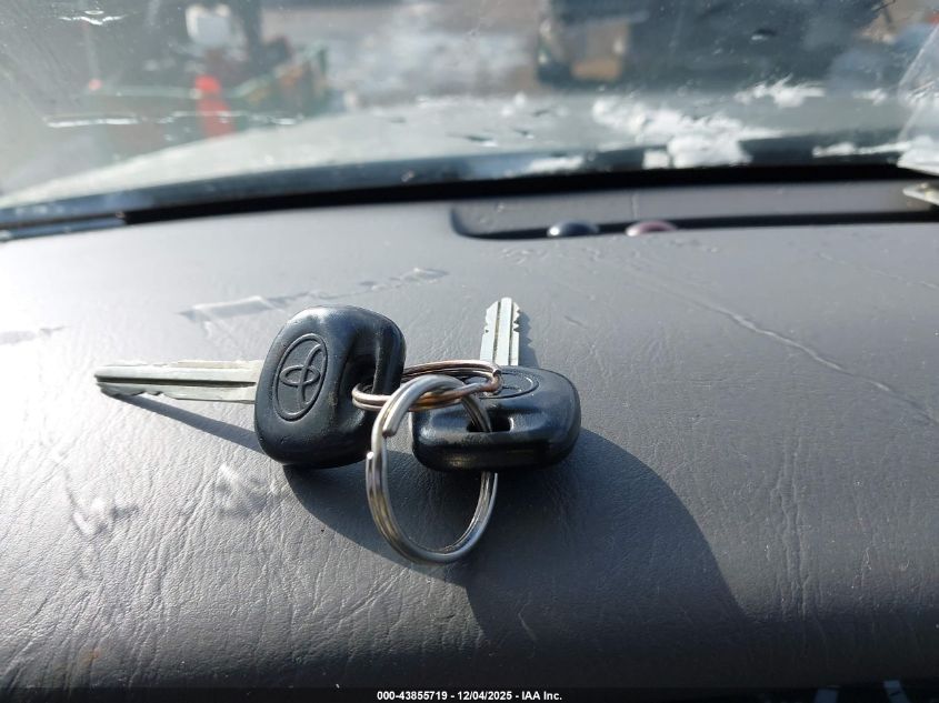 2002 Toyota Avalon Xls VIN: 4T1BF28B72U225371 Lot: 43855719