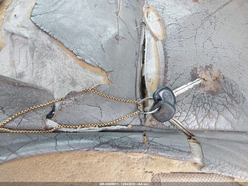 2005 Toyota Sequoia Limited V8 VIN: 5TDZT38A45S246051 Lot: 43855811