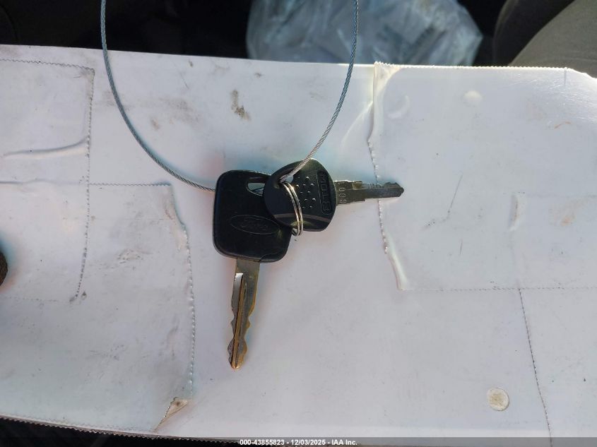 2001 Ford F-150 Lariat/Xl/Xlt VIN: 1FTRX17W91KF42223 Lot: 43855823