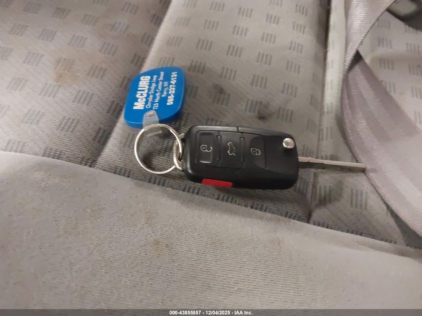 2002 Volkswagen Golf Gls 2.0L VIN: 9BWGK61J624052804 Lot: 43855857