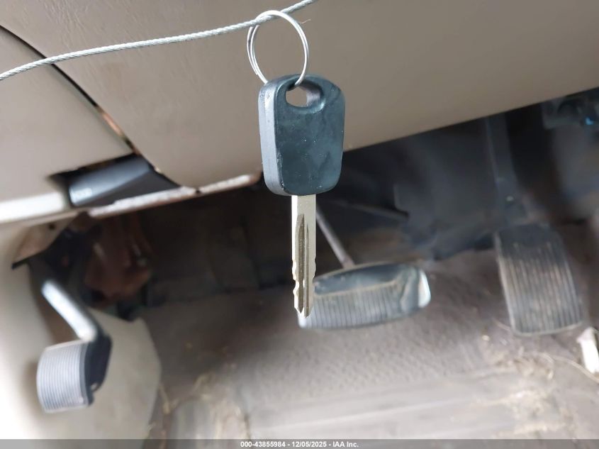 2000 Ford F-150 Lariat/Work Series/Xl/Xlt VIN: 1FTRX17L0YNA42126 Lot: 43855984