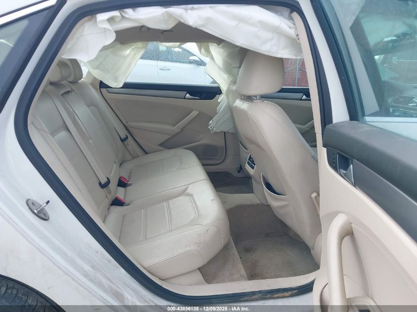 2015 Volkswagen Passat 2.0L Tdi Se VIN: 1VWBV7A39FC054039 Lot: 43856138