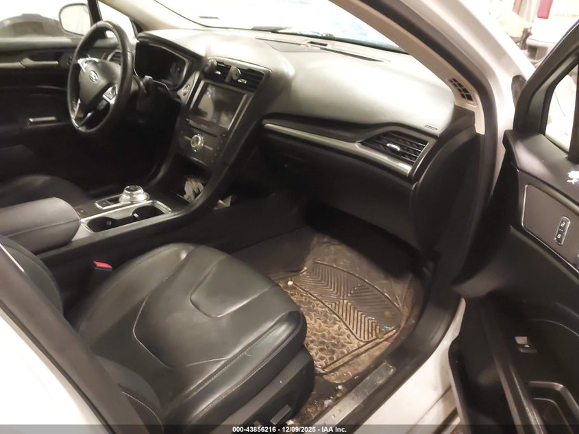 2020 Ford Fusion Hybrid Titanium