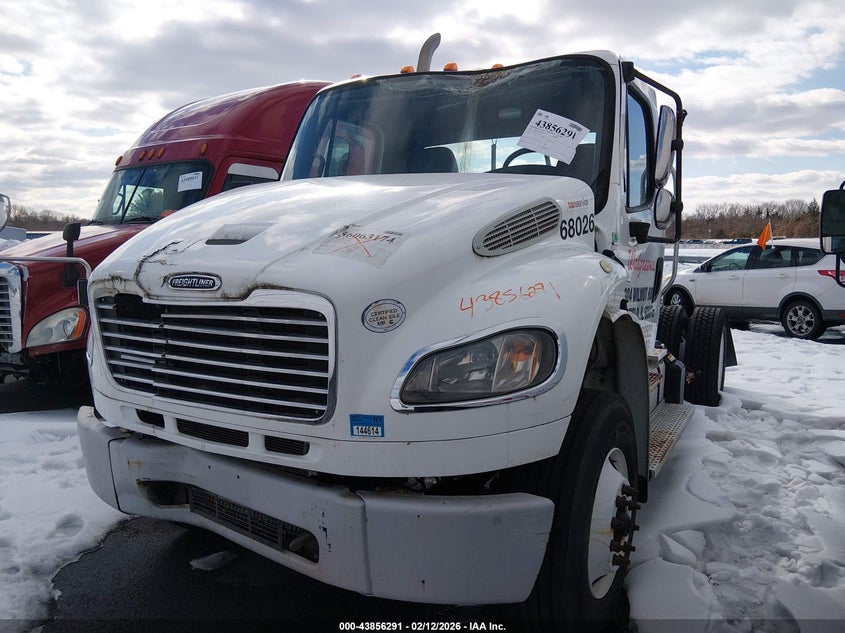 1FUBCXFE5JHJG9160 2018 Freightliner M2 106 photo 1