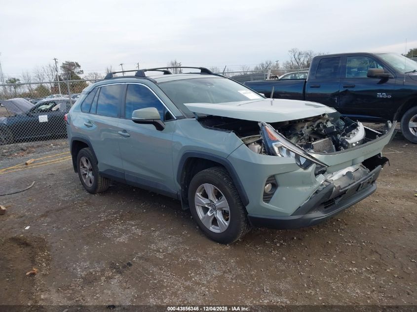 TOYOTA RAV4 XLE