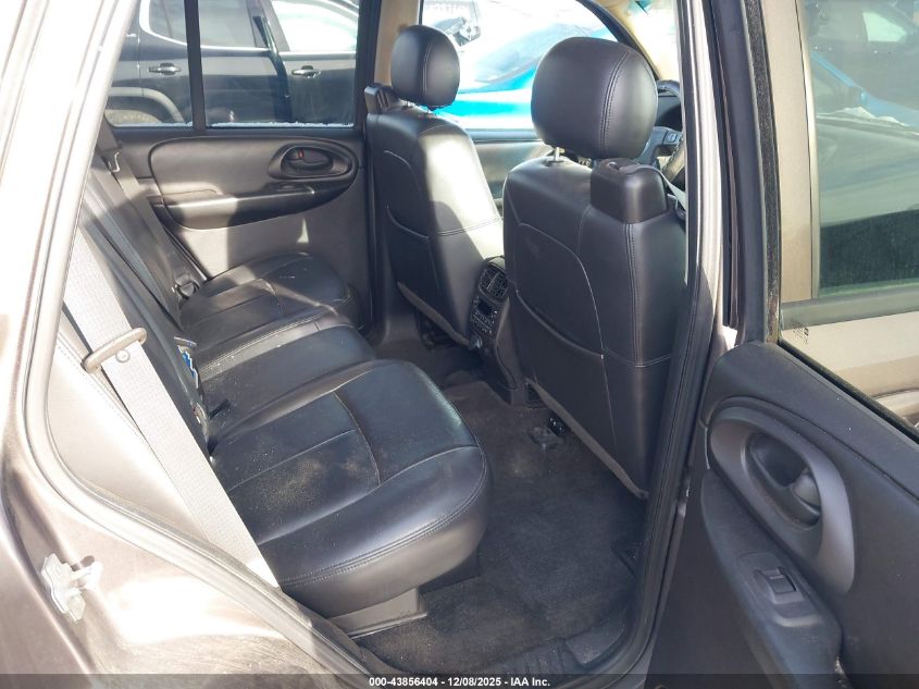 2008 Chevrolet Trailblazer Lt VIN: 1GNDT13S282242324 Lot: 43856404