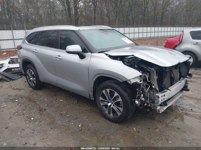 TOYOTA HIGHLANDER XLE