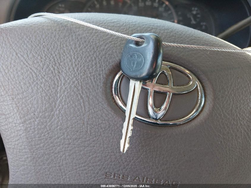 2005 Toyota Sequoia Sr5 V8 VIN: 5TDBT44A35S241453 Lot: 43856771