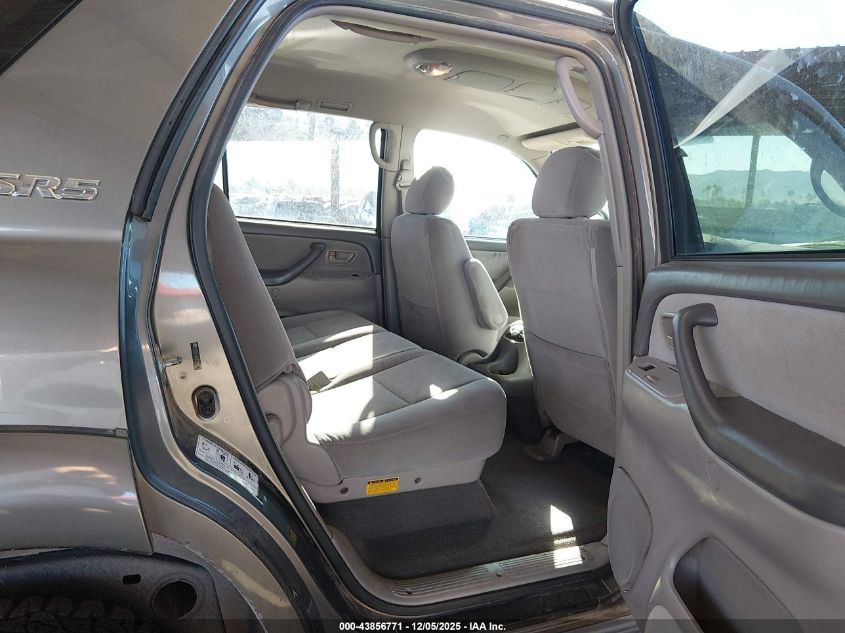 2005 Toyota Sequoia Sr5 V8 VIN: 5TDBT44A35S241453 Lot: 43856771